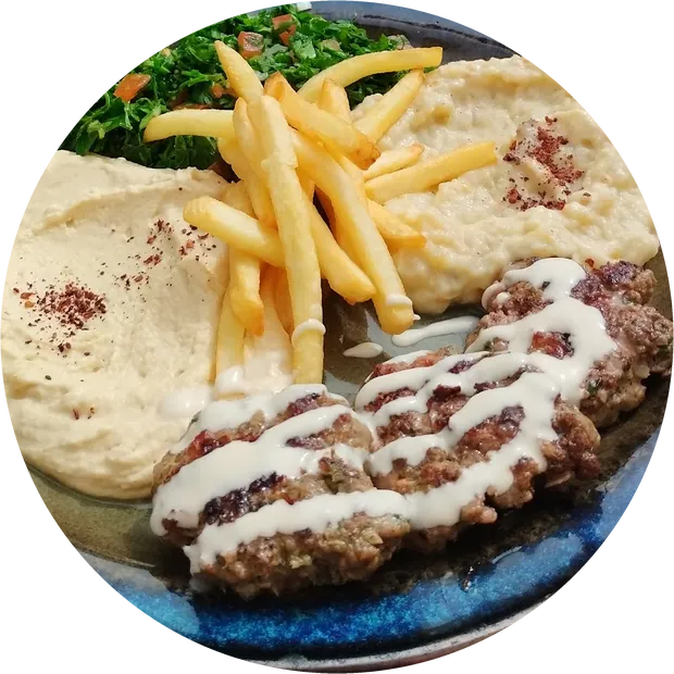 Assiette kefta, houmous, taboulé et frites