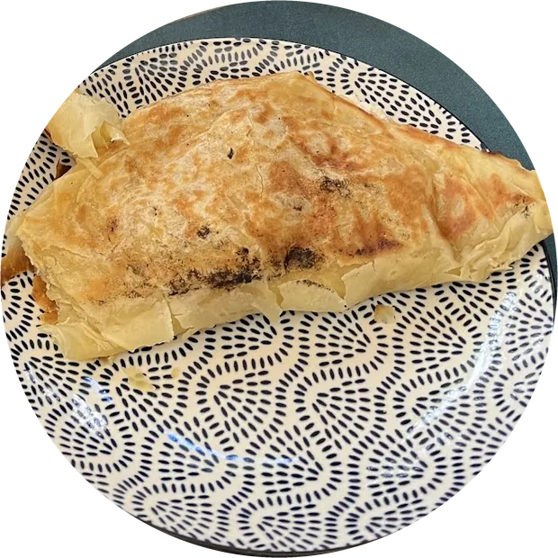 Manakech dorée sur son assiette
